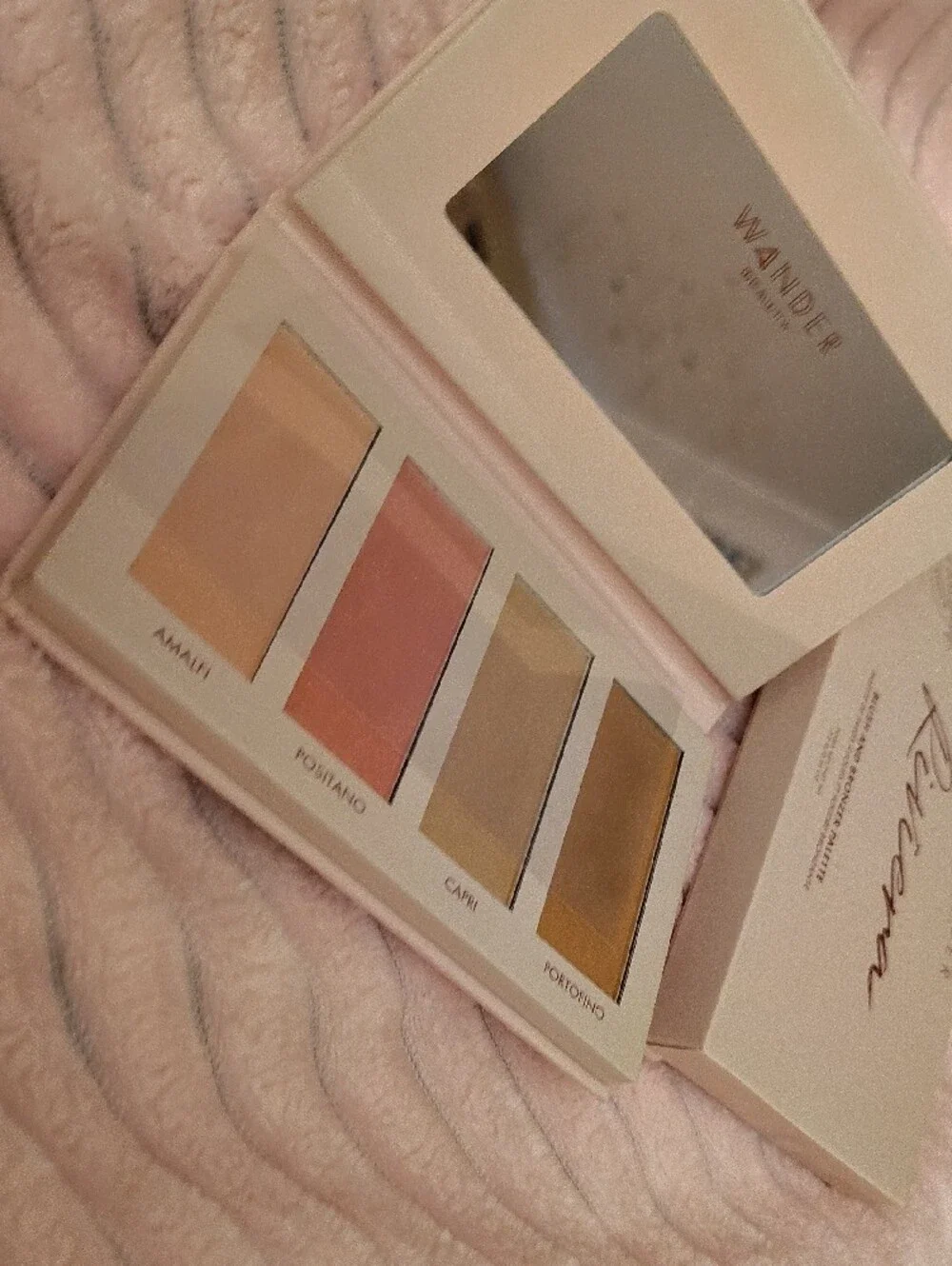 Wander Beauty Riviera Blush & Bronzer Palette - Soft Neutral Pink